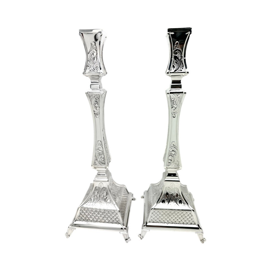 Madrega Chased Candlesticks