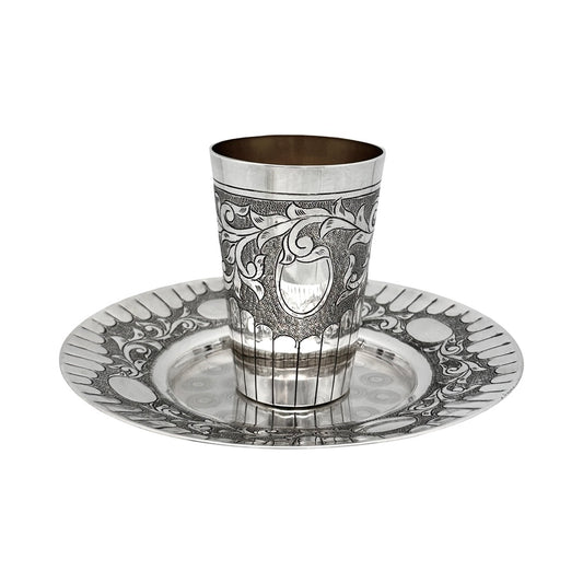 Chase and Oval Kiddush Cup Set