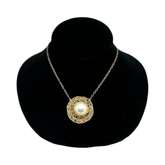 Mesh Necklace with Pearl